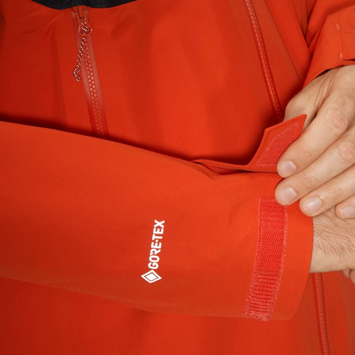 Куртка Salomon OUTLINE GORE-TEX® HYBRID M - червона