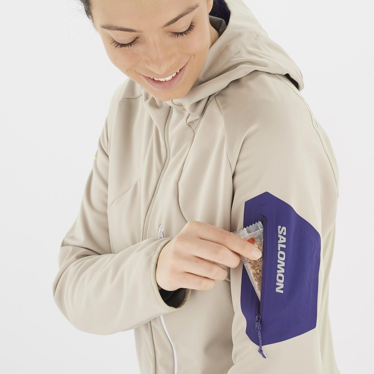 Куртка Salomon MTN GTX® Softshell JKT W - бежевий/фіолетовий