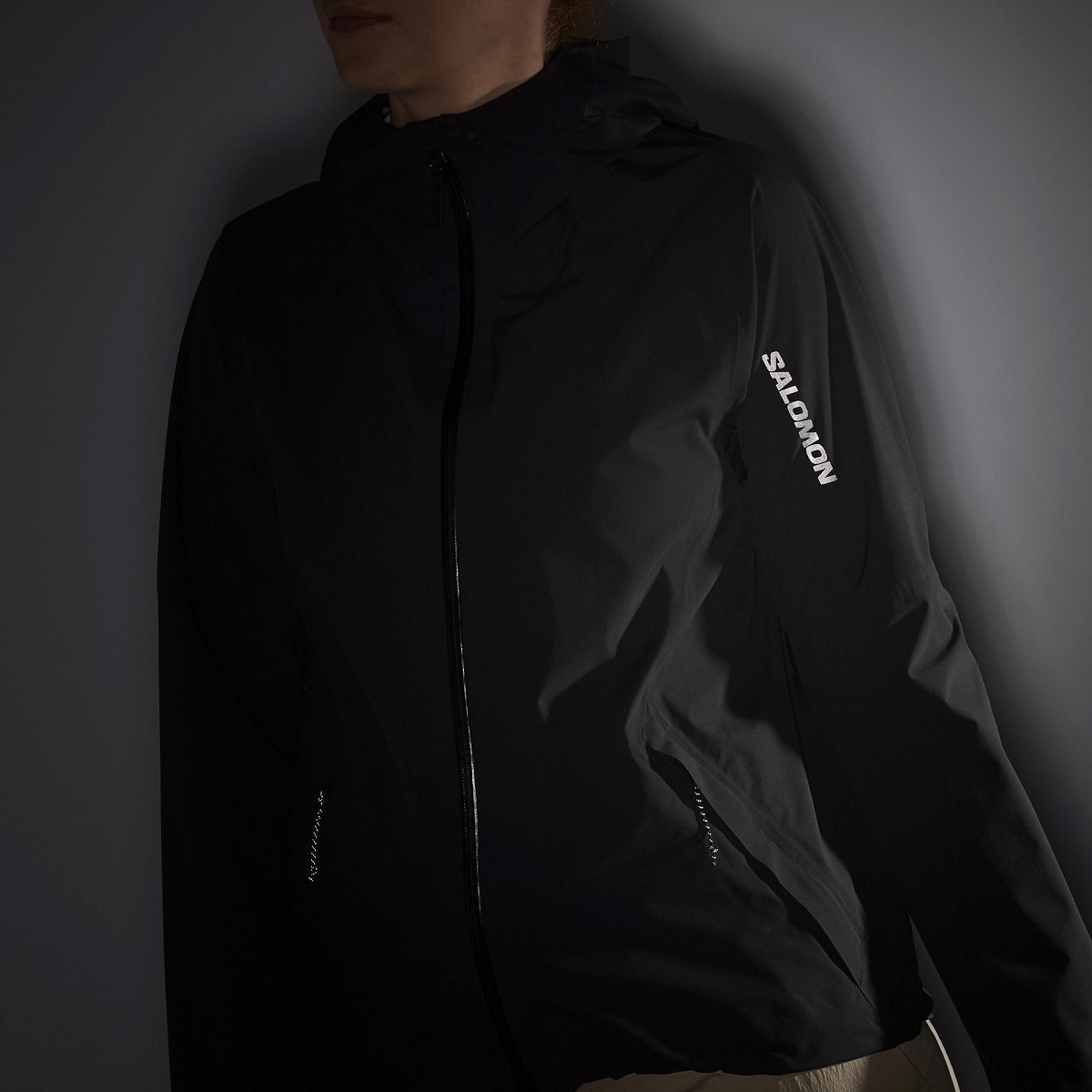 Куртка Salomon Outerpath 2.5L Jkt W - чорна