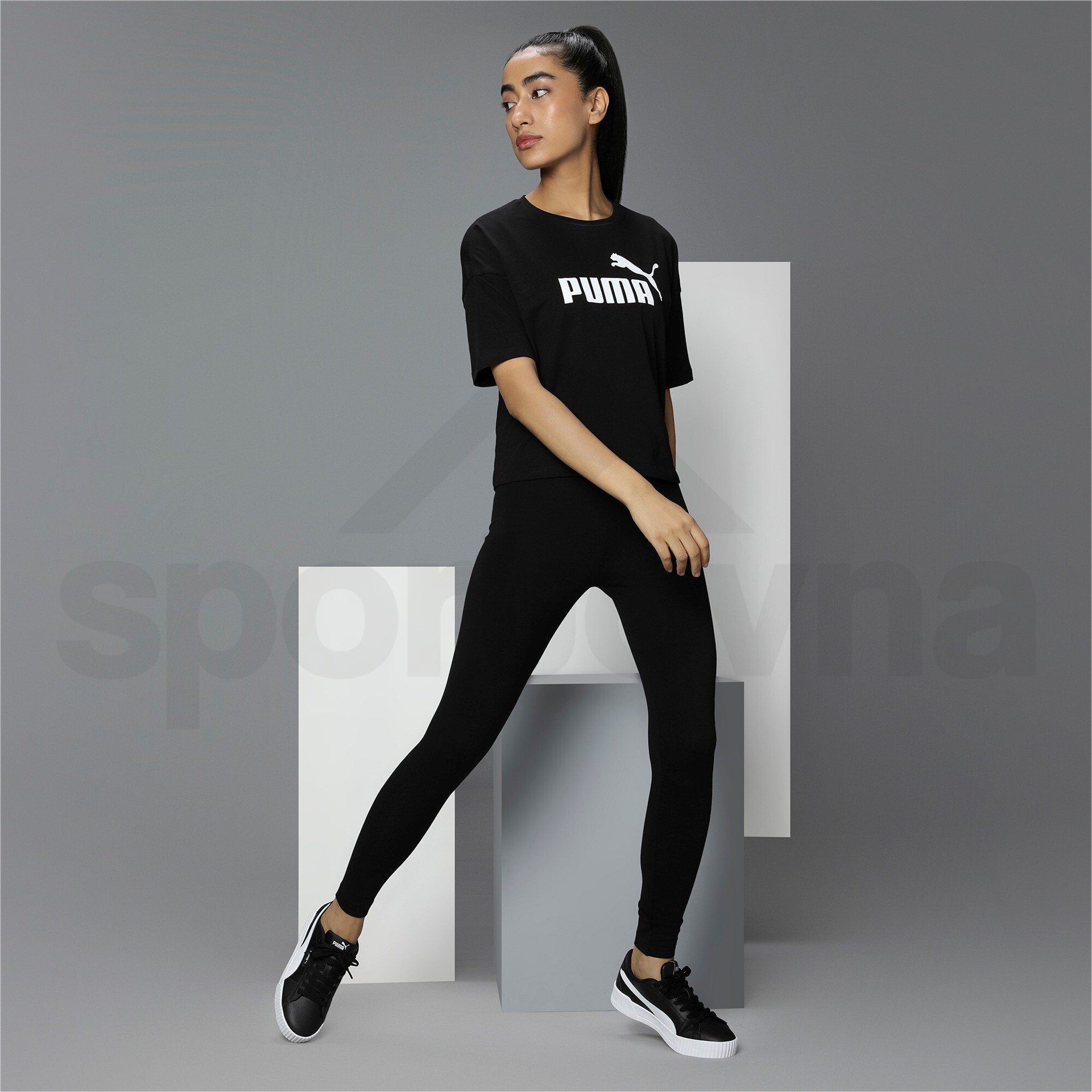 Tričko Puma ESS Cropped Logo Tee W - čierna