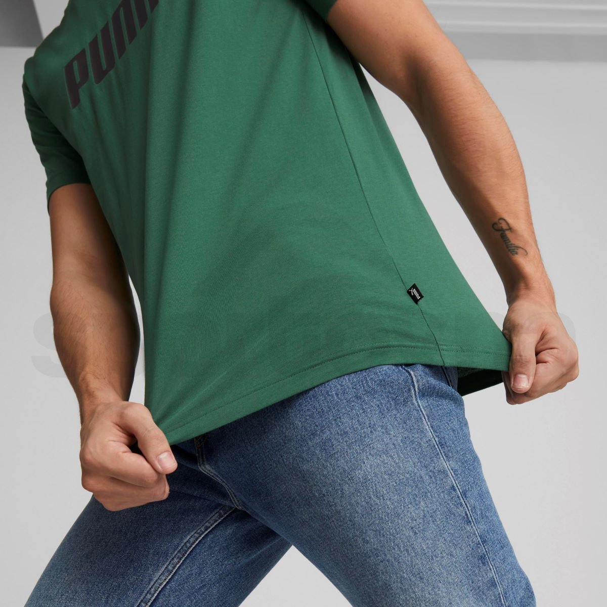 Tričko Puma ESS Logo Tee M - zelená