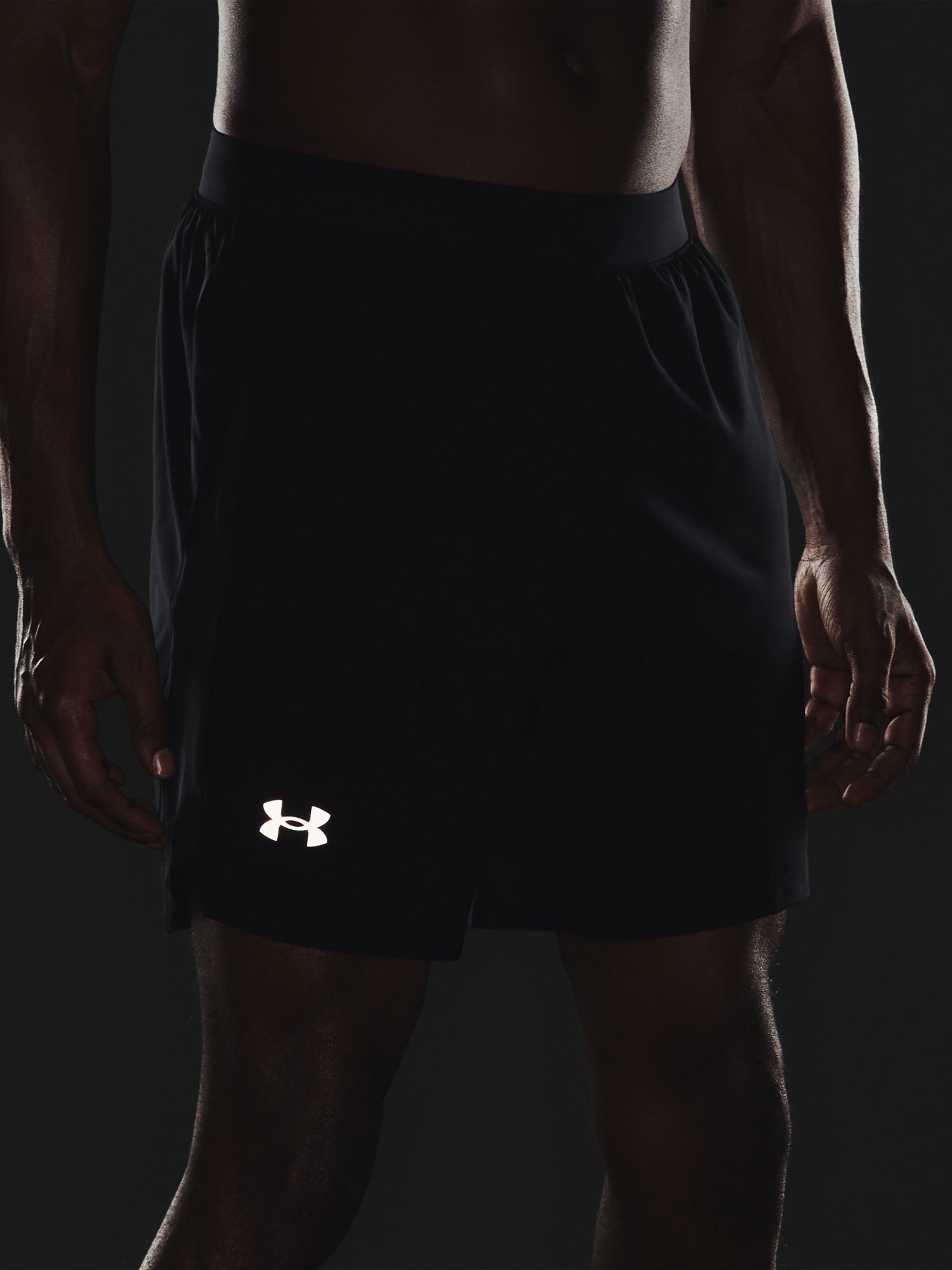 Kraťasy Under Armour Launch SW 7'' Short-BLK