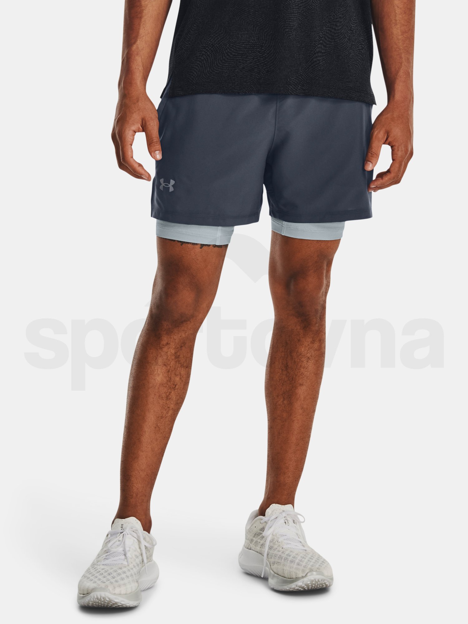 Šortky Under Armour LAUNCH ELITE 2in1 5'' SHORT - sivá