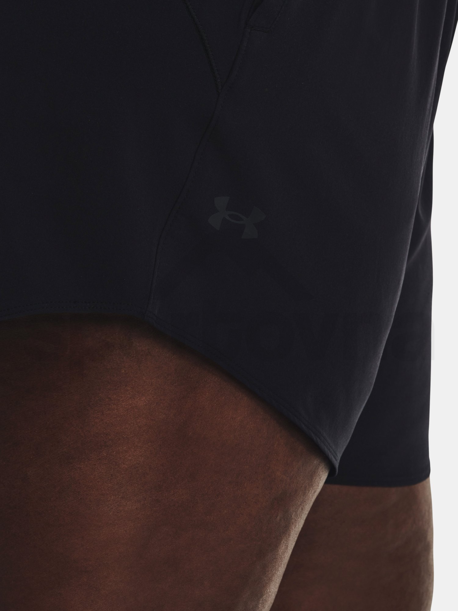 Šortky Under Armour Flex Woven Short 5in&amp;-BLK