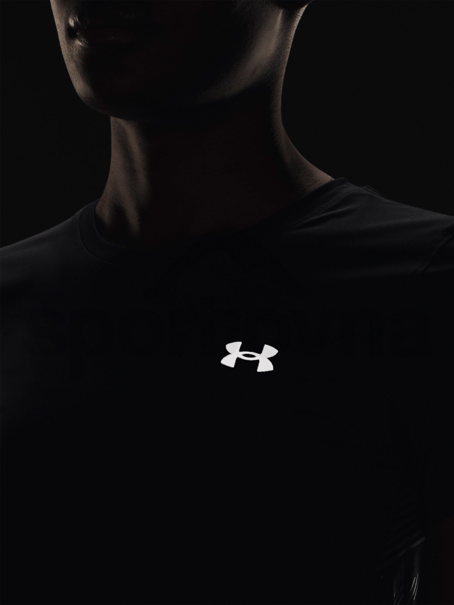 Tričko Under Armour UA Iso-Chill Laser Tee II-BLK