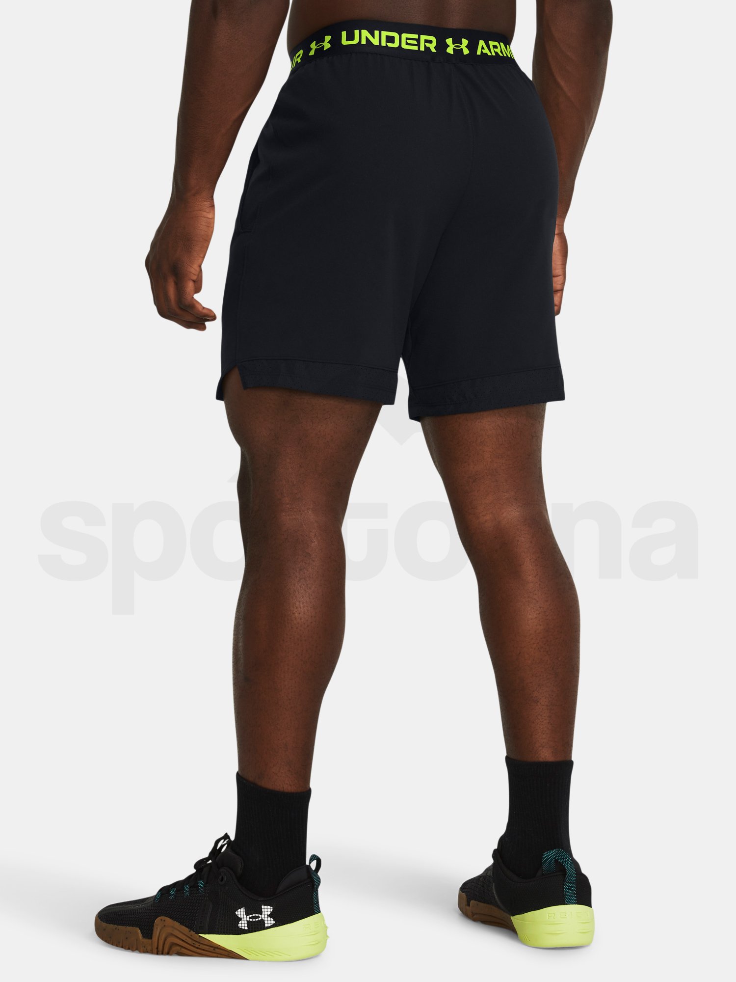 Kraťasy Under Armour UA Vanish Woven 6in Shorts-BLK