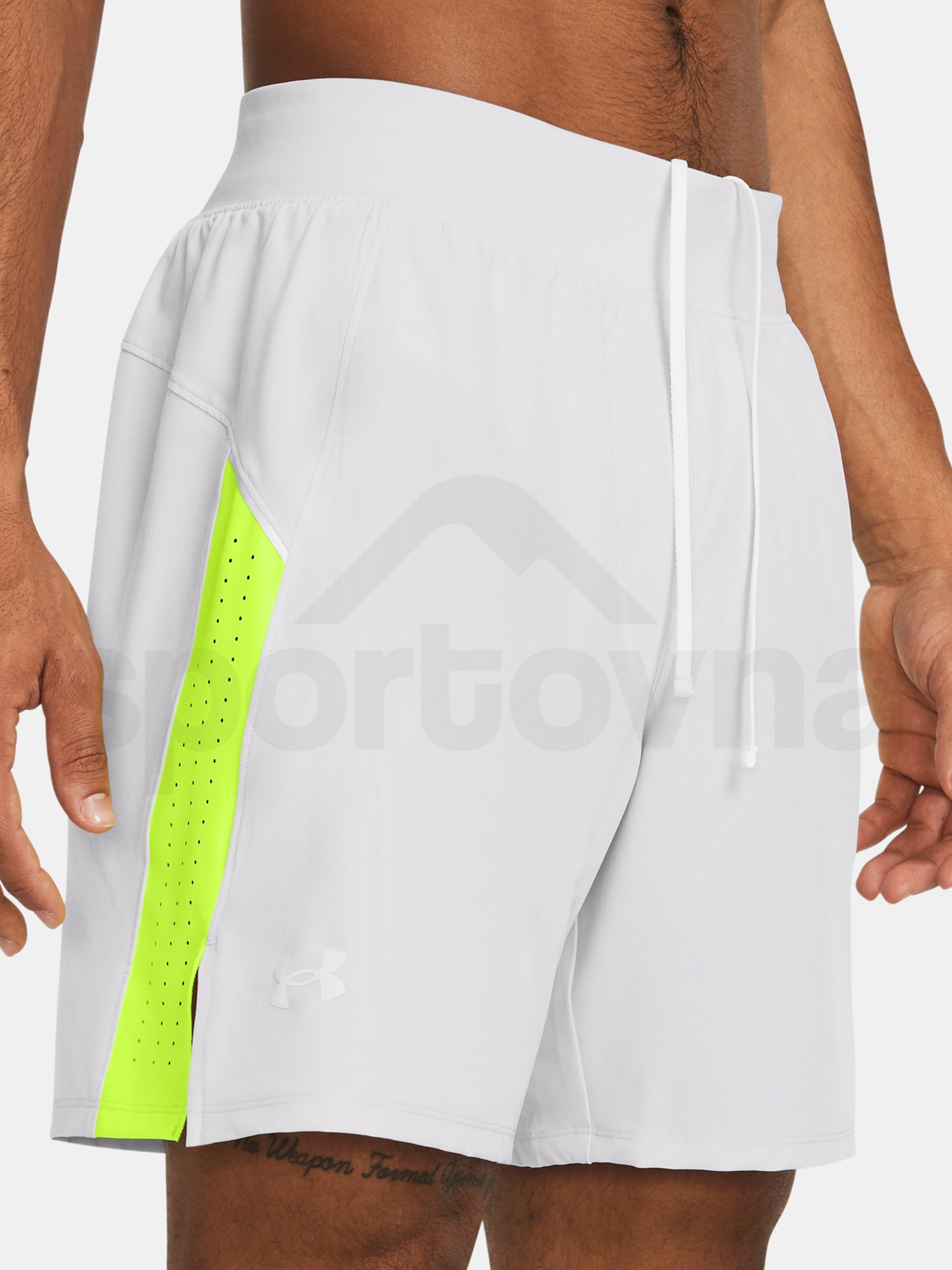 Šortky Under Armour UA LAUNCH PRO 7'' SHORTS - šedá