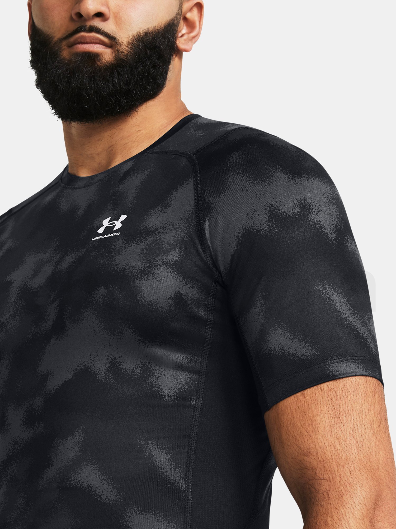 Tričko Under Armour UA HG Armour Printed SS - černá