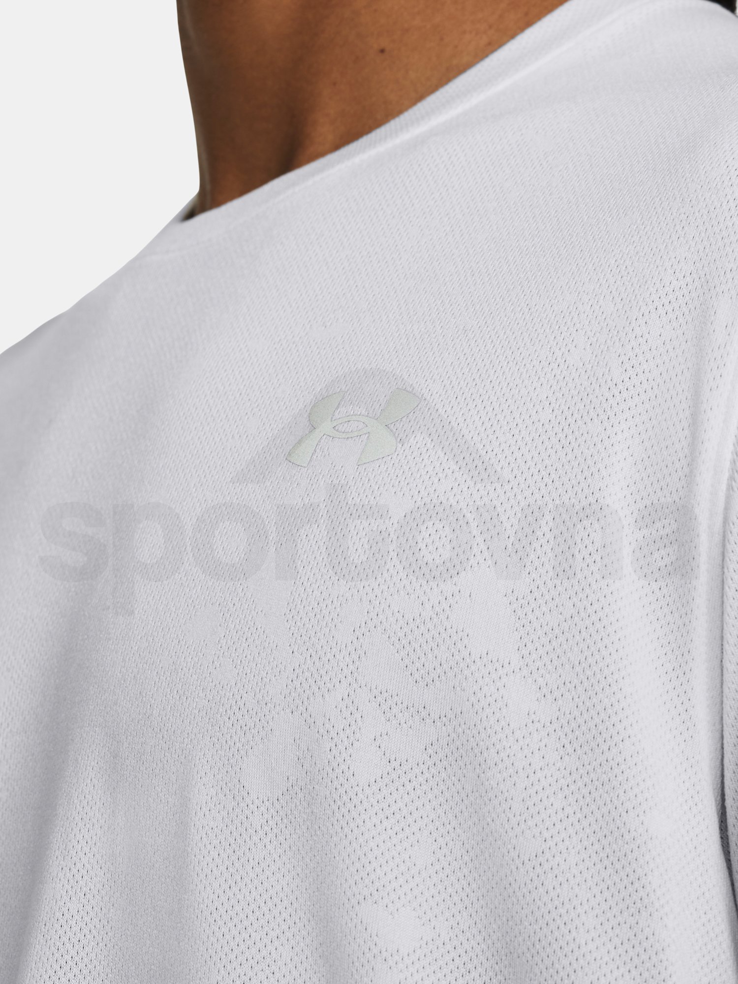 Tričko Under Armour UA LAUNCH SPLATTER SS - biela