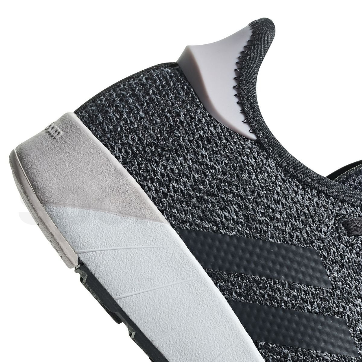 Obuv Adidas Questar X BYD W - šedá/černá