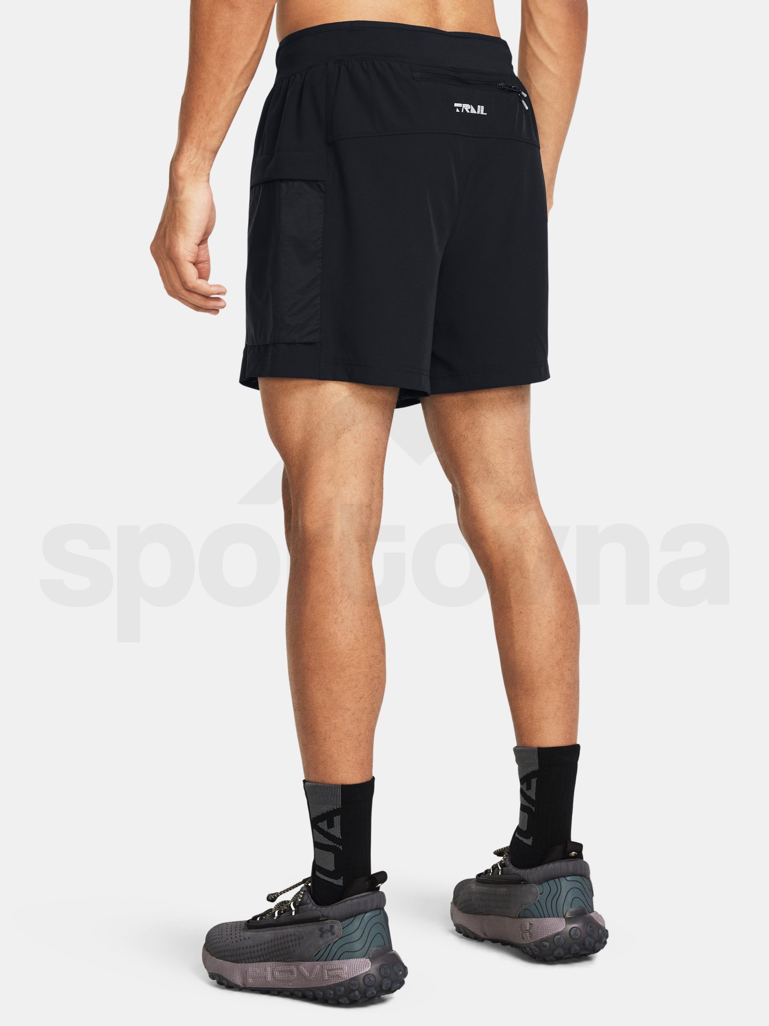 Kraťasy Under Armour UA TRAIL RUN 5'' SHORTS-BLK