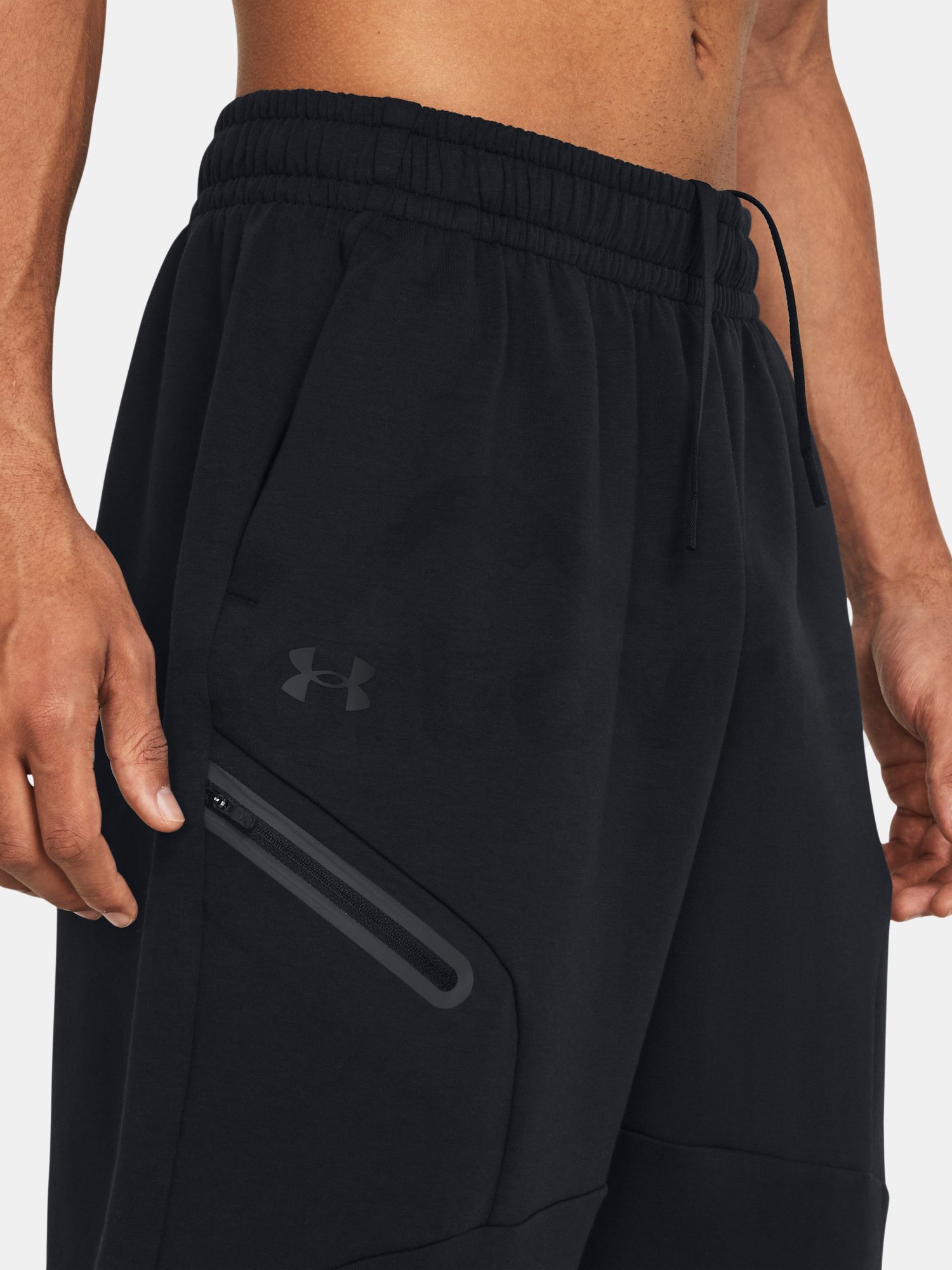 Nohavice Under Armour Unstoppable Flc Baggy Crop - čierna