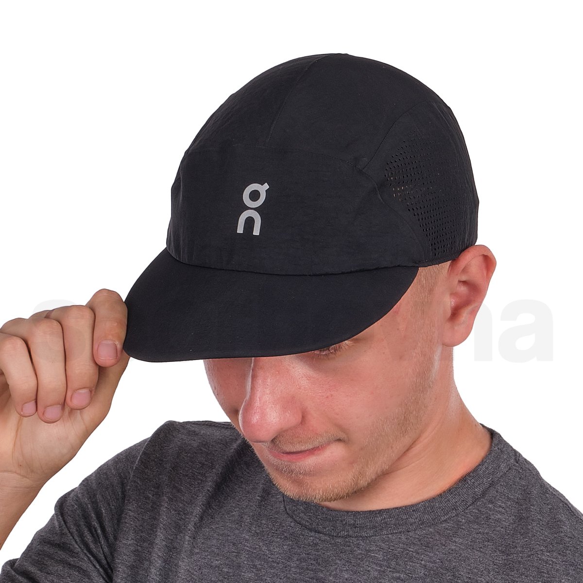 Čiapka ON Zero Cap Uni Black