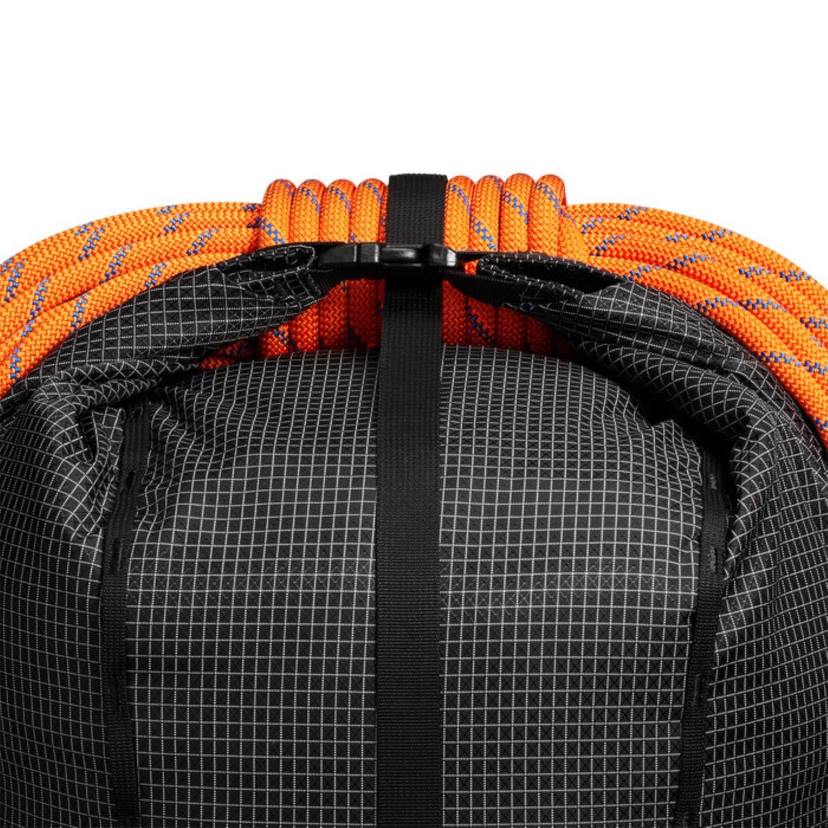 Batoh Mammut Trion 38L - černá