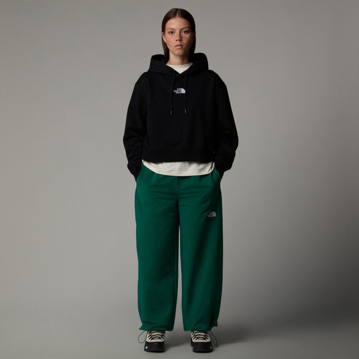 Mikina The North Face Essential Crop Hoodie W - černá