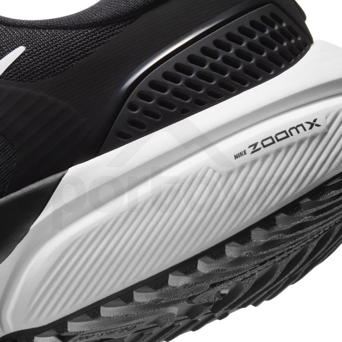 Obuv Nike Air Zoom Vomero 15 M - černá/bílá