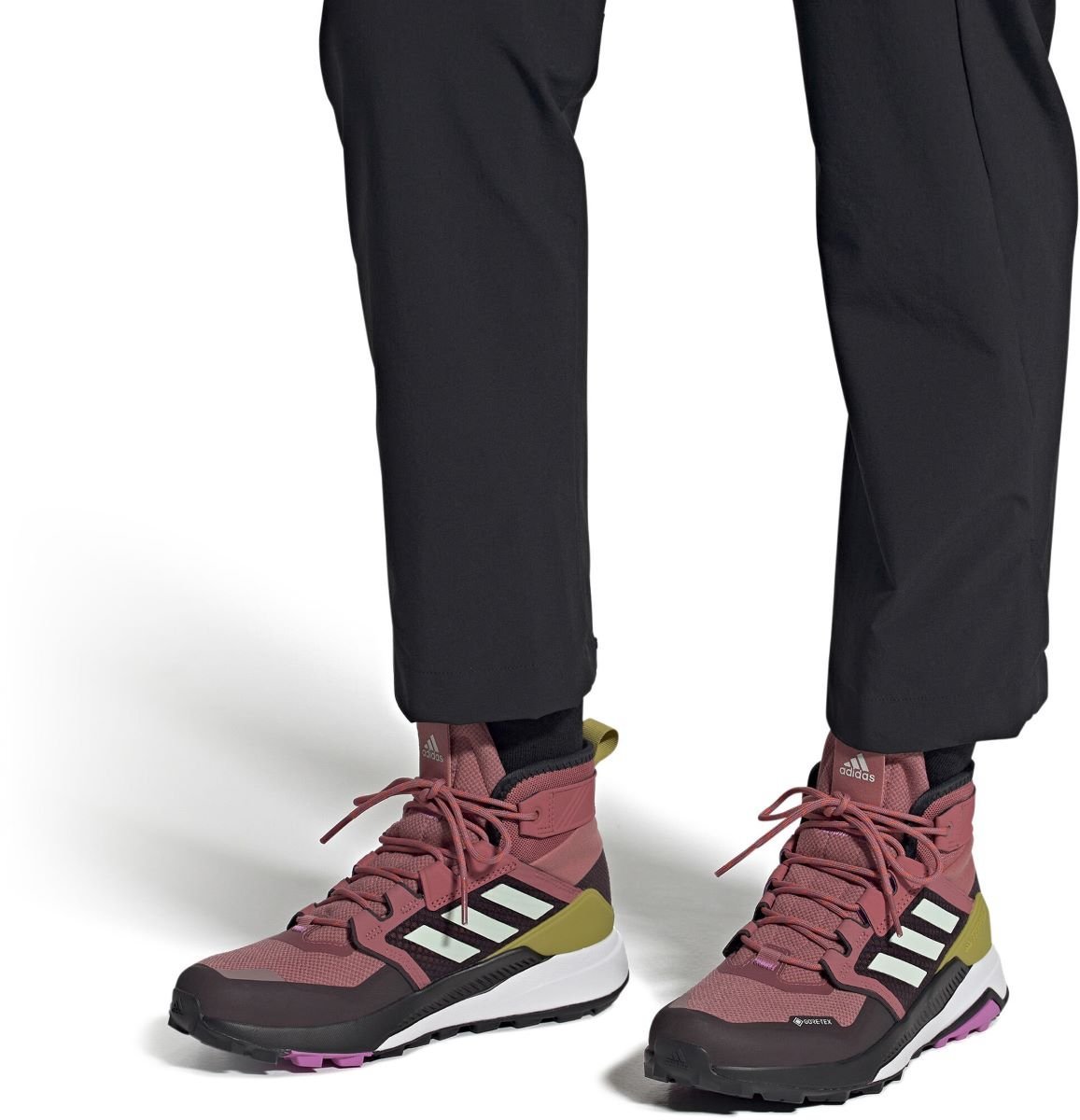 Obuv Adidas Terrex Trailmaker Mid GTX W - ružová