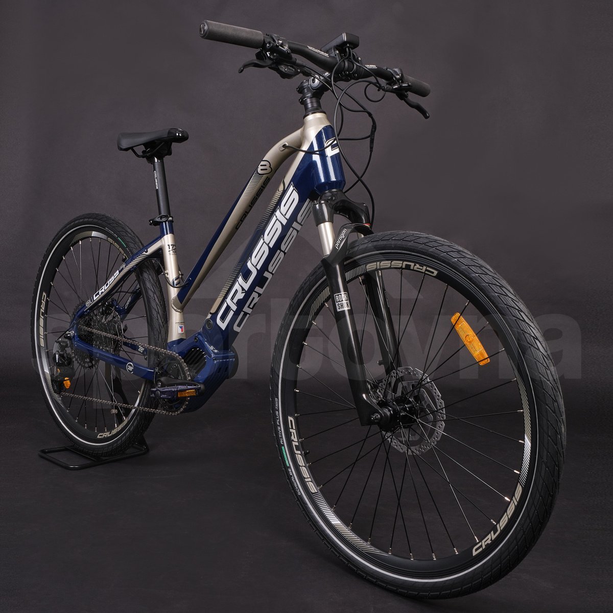 Elektrobicykel Crussis OLI Cross lady 8.7-M 28" 720Wh - modrá/strieborná