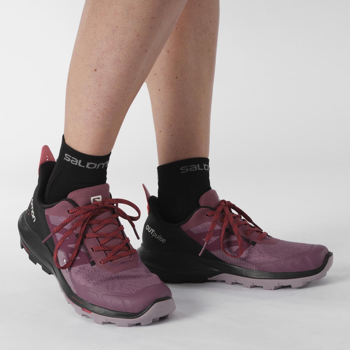 Topánky Salomon OUTpulse GTX W - fialová